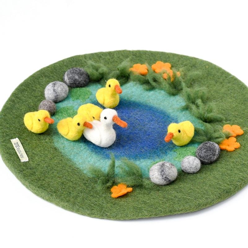 Duck Pond with 6 Ducks Felt Playscape || Tara Treasures - Tara Treasures - Sticks & Stones Education