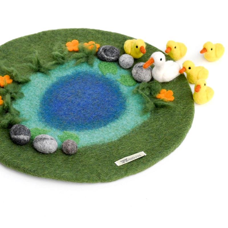 Duck Pond with 6 Ducks Felt Playscape || Tara Treasures - Tara Treasures - Sticks & Stones Education