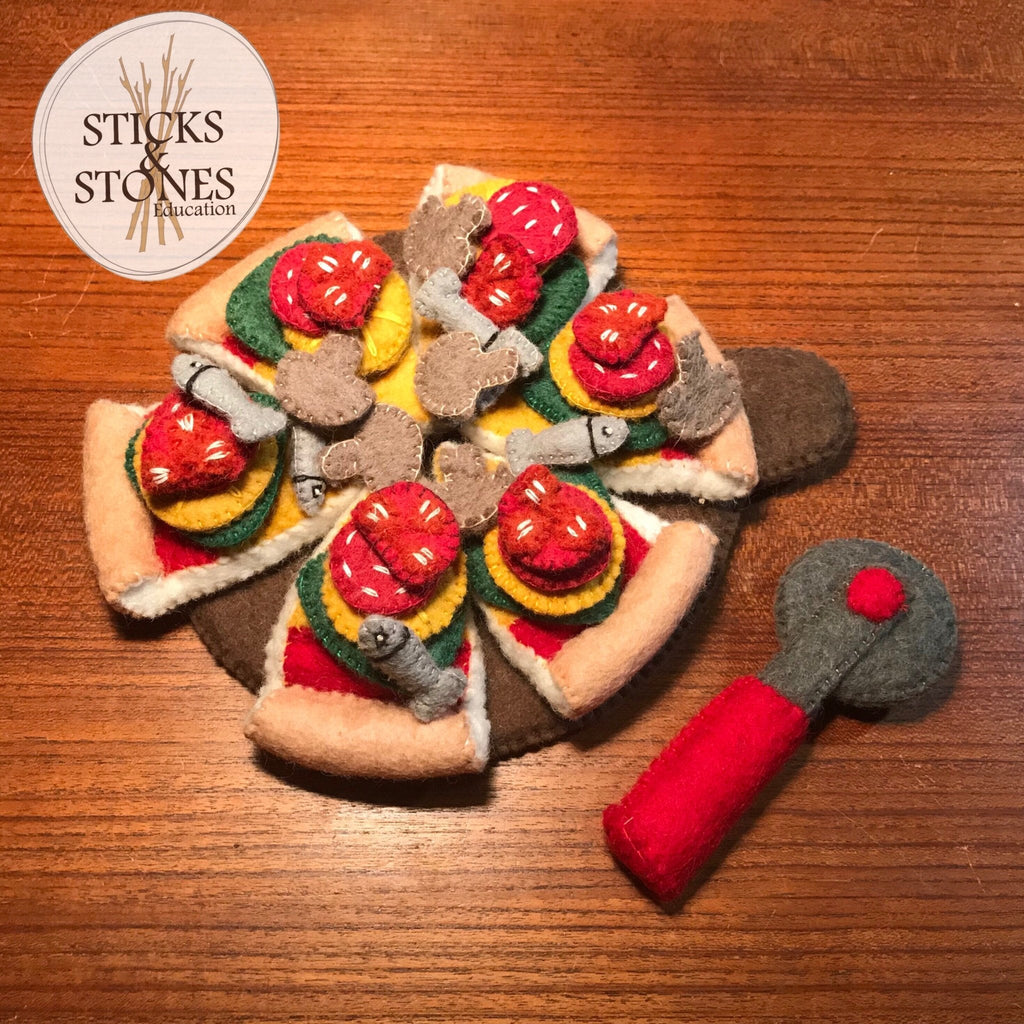 Felt Pizza || Papoose Toys - Papoose Toys - Sticks & Stones Education