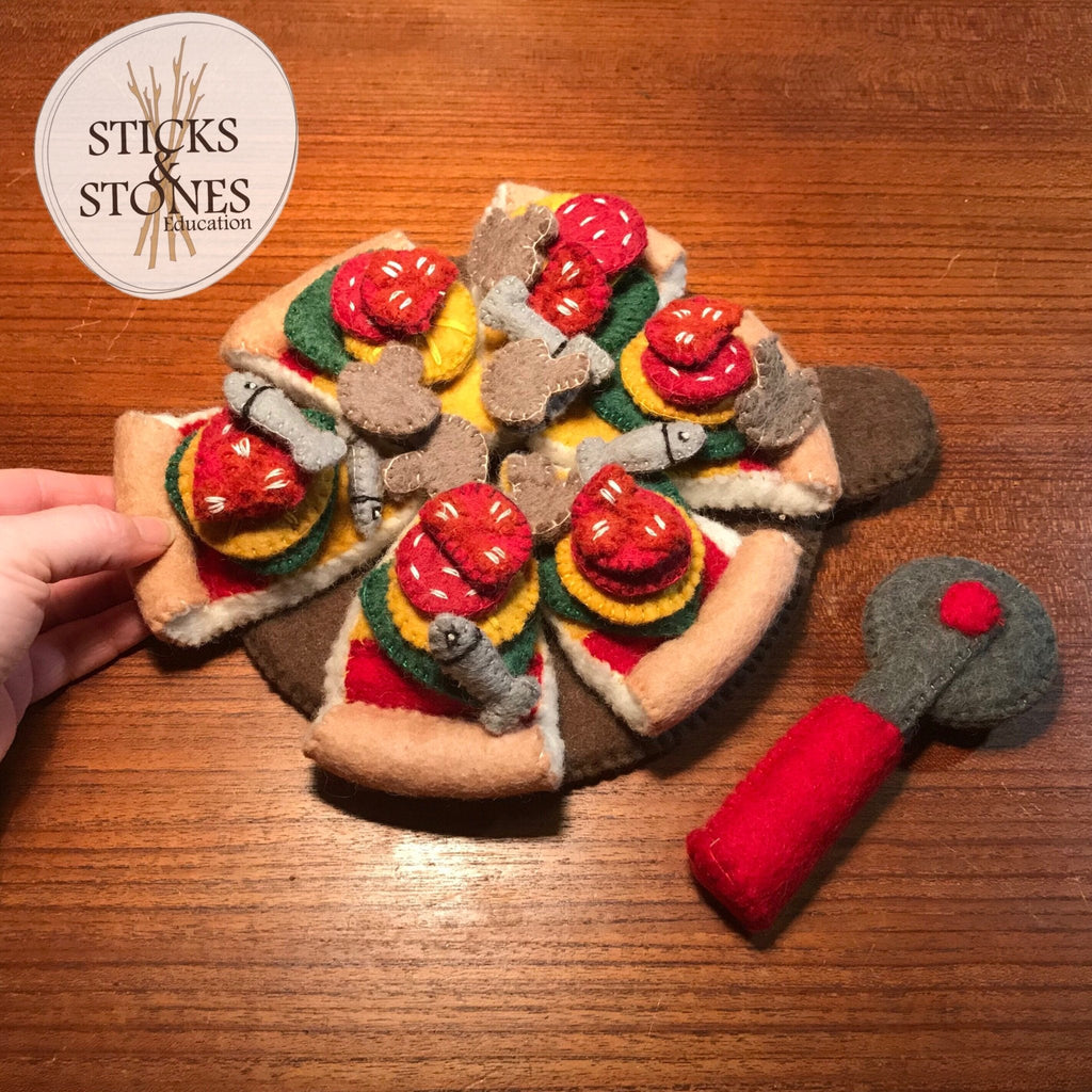 Felt Pizza || Papoose Toys - Papoose Toys - Sticks & Stones Education