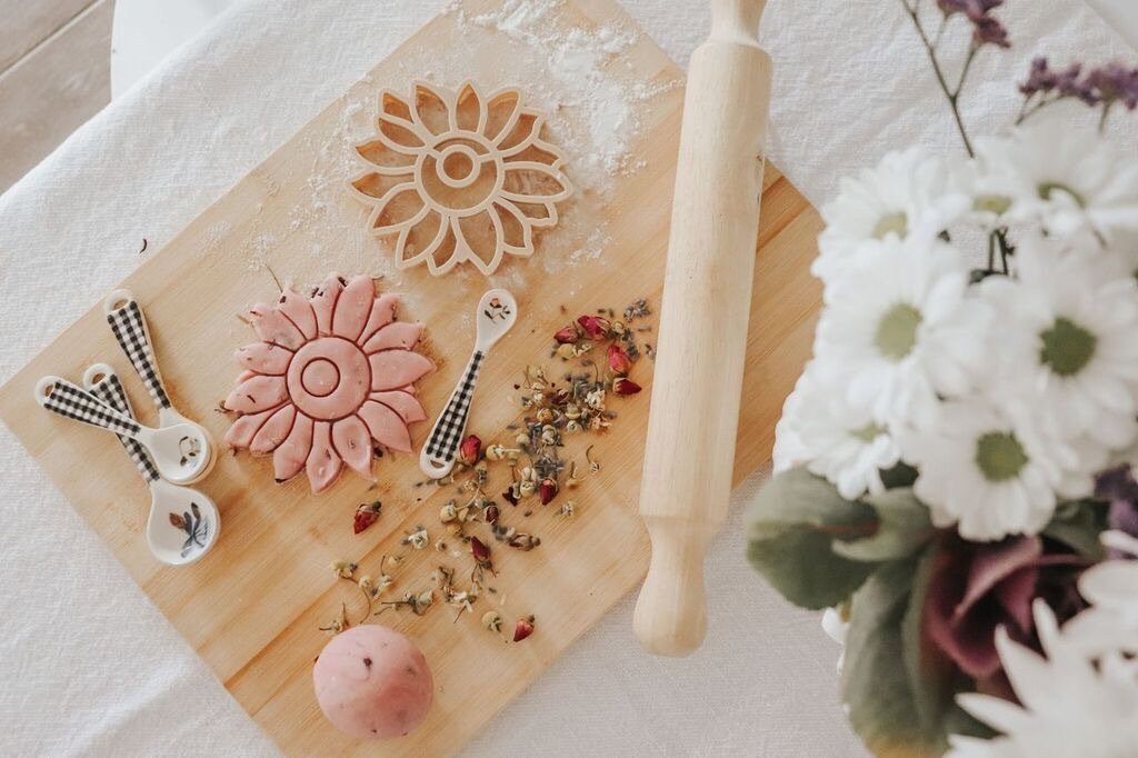 Sunflower Eco Cutter - Kinfolk Pantry - Sticks & Stones Education